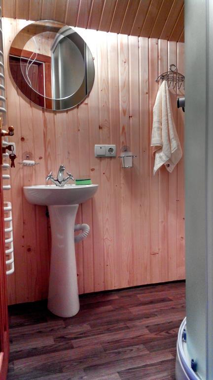 Cottage Ozerniy Lazeshchyna Quarto foto